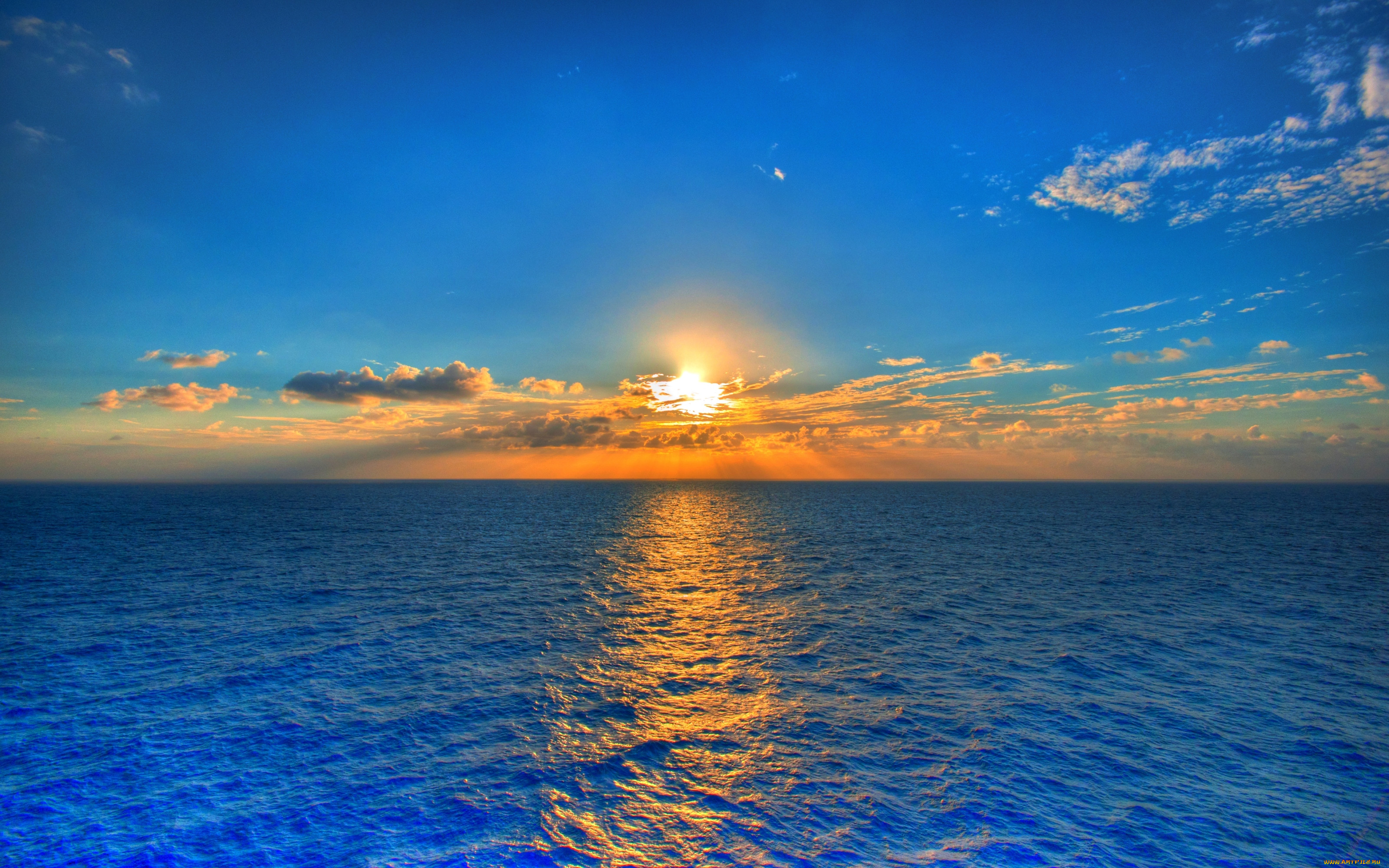 фото красивый восход на море